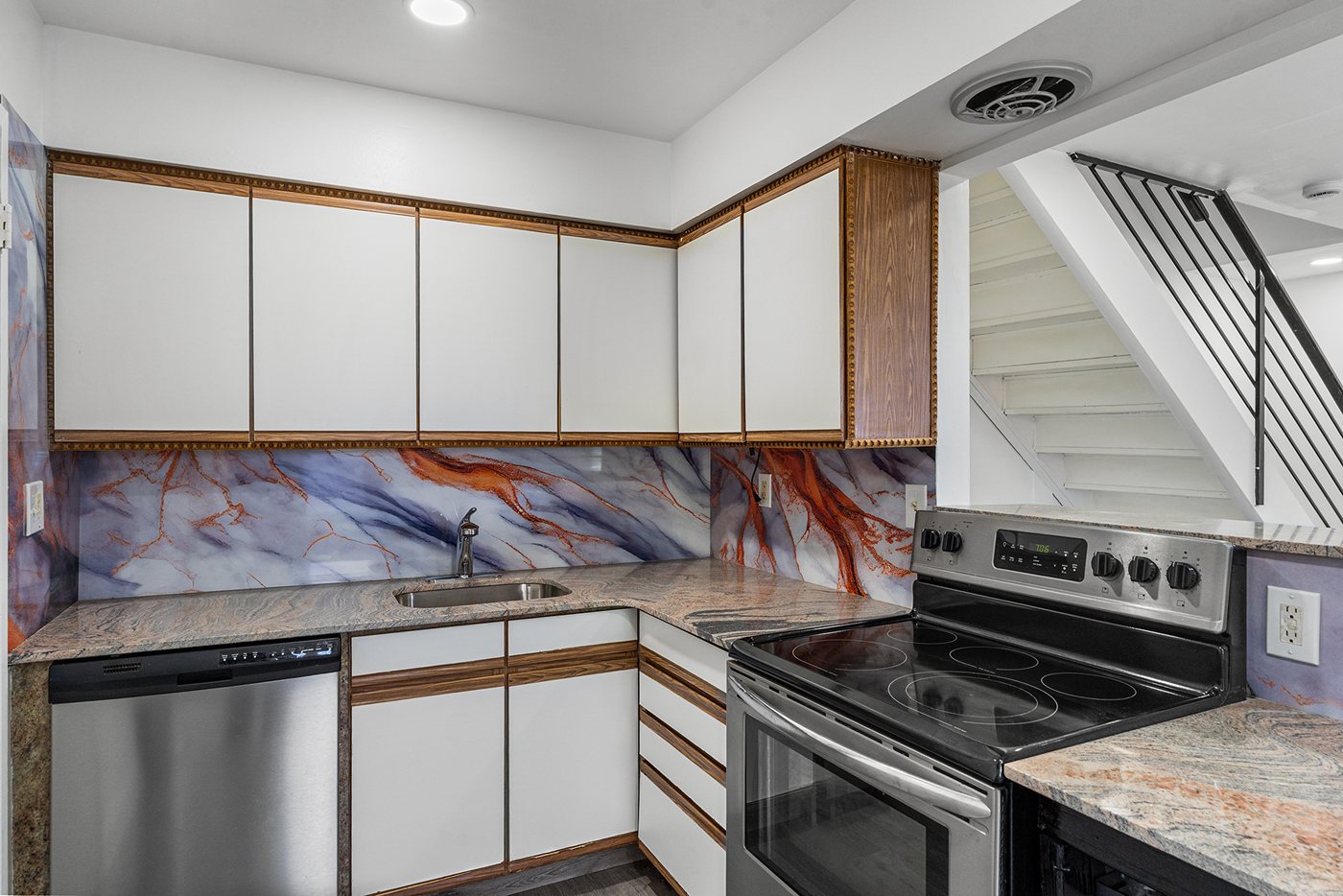 1032 Harbour Dr Palmyra, NJ 010