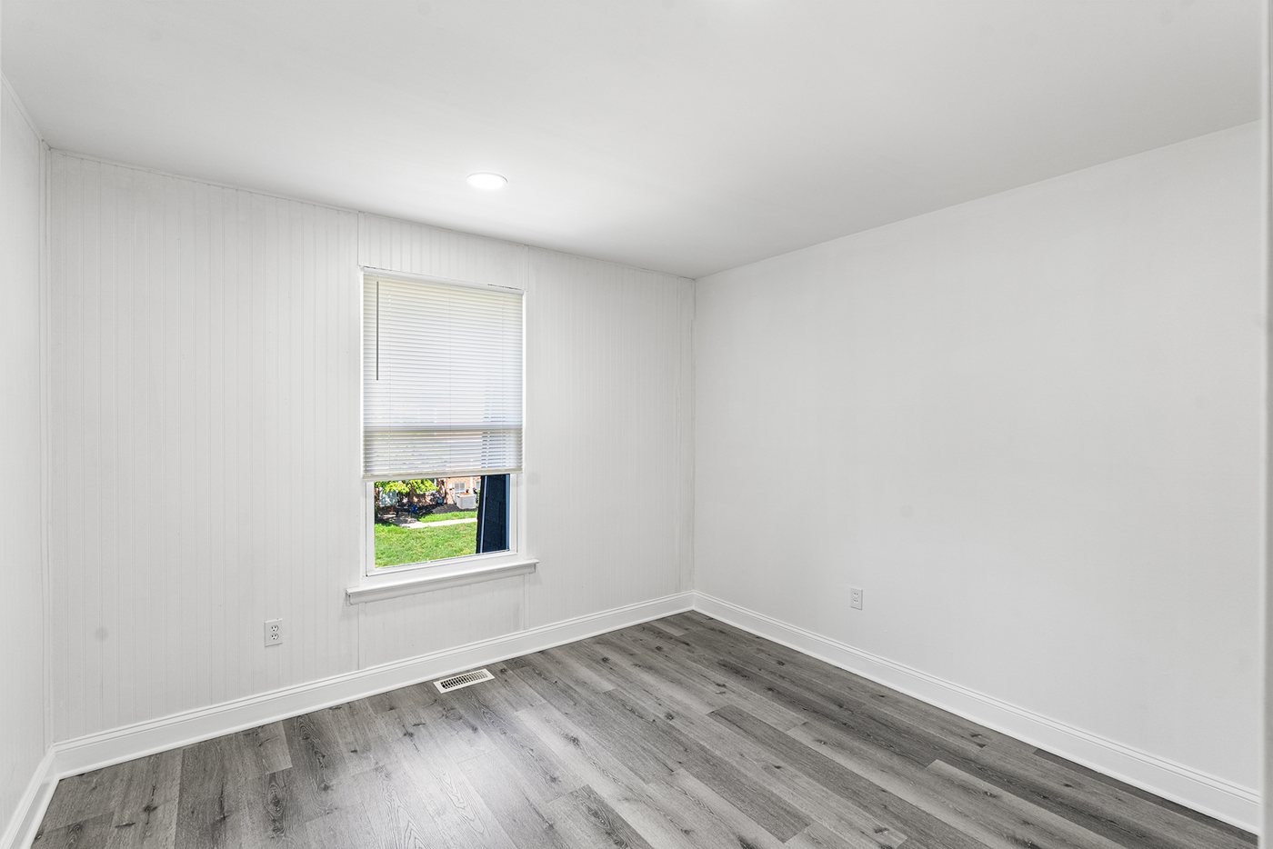 1032 Harbour Dr Palmyra, NJ 019